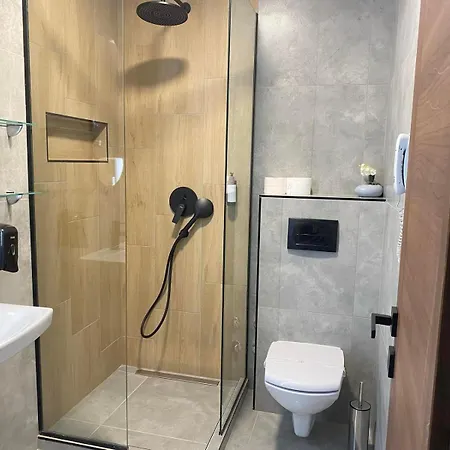 Hotel Stari Krovovi Veternik