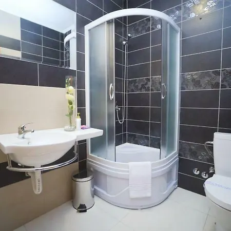 Hotell Stari Krovovi